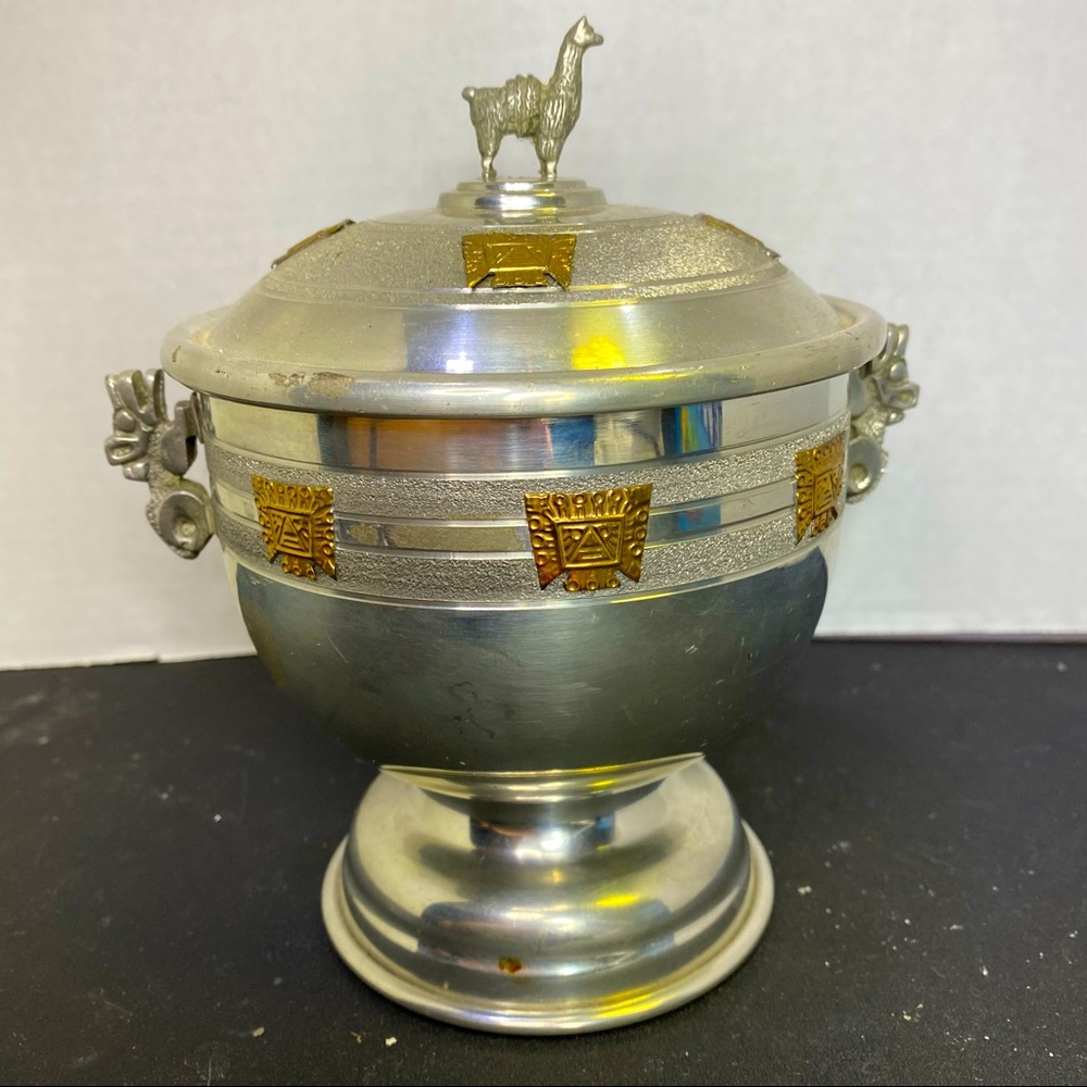 97% Estano Bolivian Urn / Trinket dish Sols